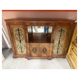 Lot of 2 wood cabinets