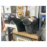 Lot of assorted large stuffed animals