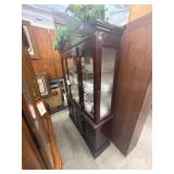 Cabinet with approx. 68 pieces of kitchenware