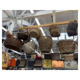 Lot of approx. 40 wicker baskets - see description