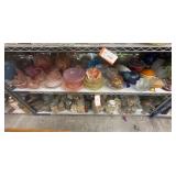 2 shelves of assorted glassware