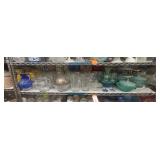 1 shelf of assorted glassware