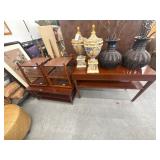 2 wood tables and 2 wood stands