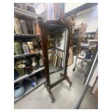 Lot of 3 assorted mirrors