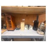 Lot of 6 assorted decorations