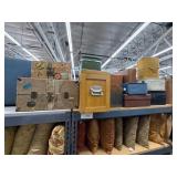 Lot of assorted small chests and trunks