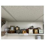 Lot of 24 assorted clocks