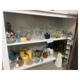 Lot of assorted perfume bottles