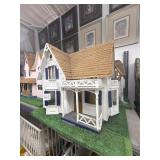 Lot of 2 dollhouse kits