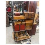 Lot of assorted decorations