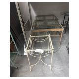 Lot of 3 tables with glass top