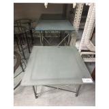 Lot of 3 tables with glass top