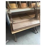 Lot of 6 table desks