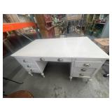 Lot of 4 desks