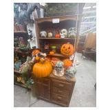 Cabinet with decor