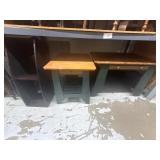 Lot of 4 assorted furniture