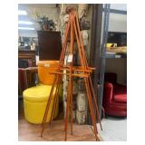 Lot of 4 easels