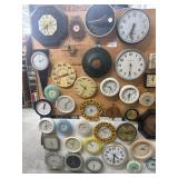 Lot of 50 assorted wall clocks