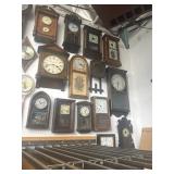 Lot of 30 assorted wall clocks