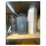 Lot of 8 assorted pedestals
