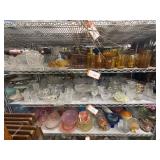 1 shelf of assorted glassware