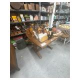Table and assorted decor