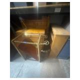 Lot of 7 assorted furniture