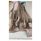 Shovels, rakes, pitch fork, hoe, picks etc 14+