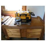 DEWALT 3 Head 13"  PLANER ON WOOD CART