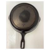 Cast Iron Skillet Marked ï¿½1032 Bï¿½
