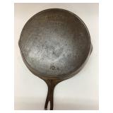 #10 A Wagner Sidney Cast Iron Skillet