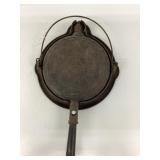 Cast Iron Waffle Iron with Hinged Base
