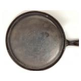 #8 Martin Stove & Range Co. Cast Iron Skillet