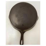 Wagner Ware Sidney Cast Iron Skillet No. 8