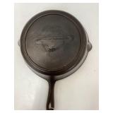 Cast Iron Skillet with Raised Lid
