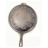 Lodge 1930ï¿½s #7 Cast Iron Skillet with Decorative