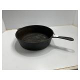 Cast Iron Skillet with Integrated Handle