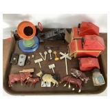 Lionel Train Accessories and Figures