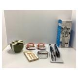 Kitchen Tool and Accessory Lot, 7 Items
