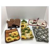 Kitchen Linens and Oven Mitts