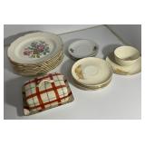 Ceramic Tableware with 22K Gold Accents