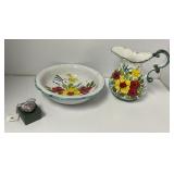 Victorian-Style Enameled Heart Ornament, Ceramic P