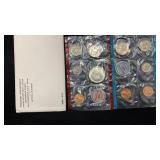 1969 UNC US Mint Set w/ 40% Silver Kennedy Half