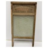 National Washboard Co. No. 510 Glass Insert Washbo