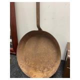Rustic Metal Pan with Long Handle, 15 in Bowl