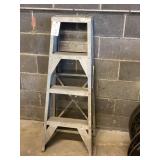 4' Aluminum Folding Step Ladder