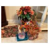 Autumn-Themed Decor Items