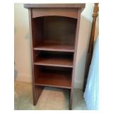 38ï¿½x 17 1/2ï¿½ x 16ï¿½Wooden Bookshelf with Three She