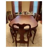 Mahogany Dining Table/ 6 Chairs & Pads