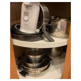Stainless Steel Cookware Including Renevantage